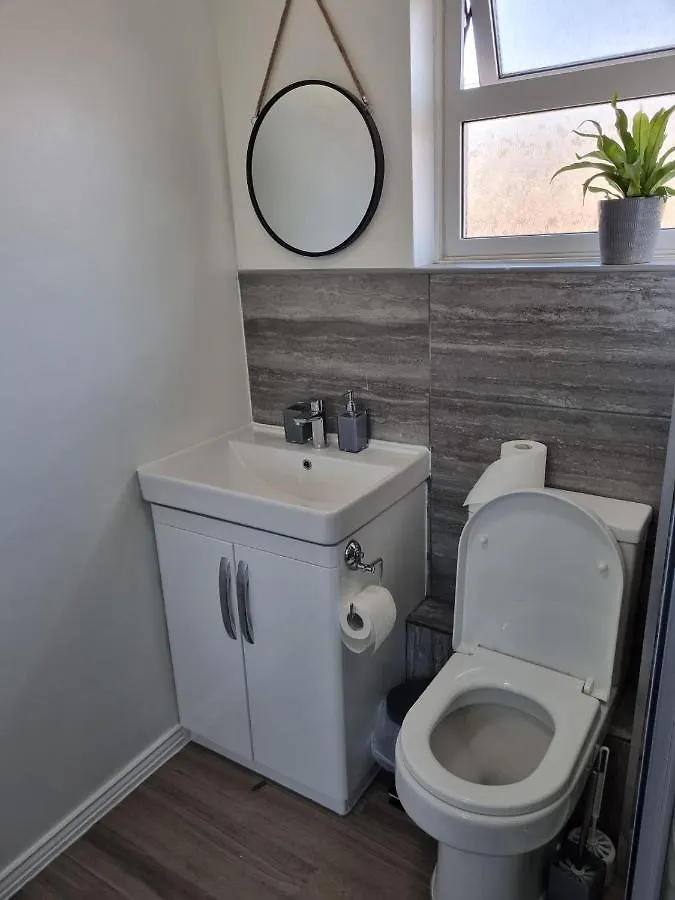 Centrally Located W/ Free Parking & Smart Tv Leeds  Apartment Leeds (West Yorkshire)